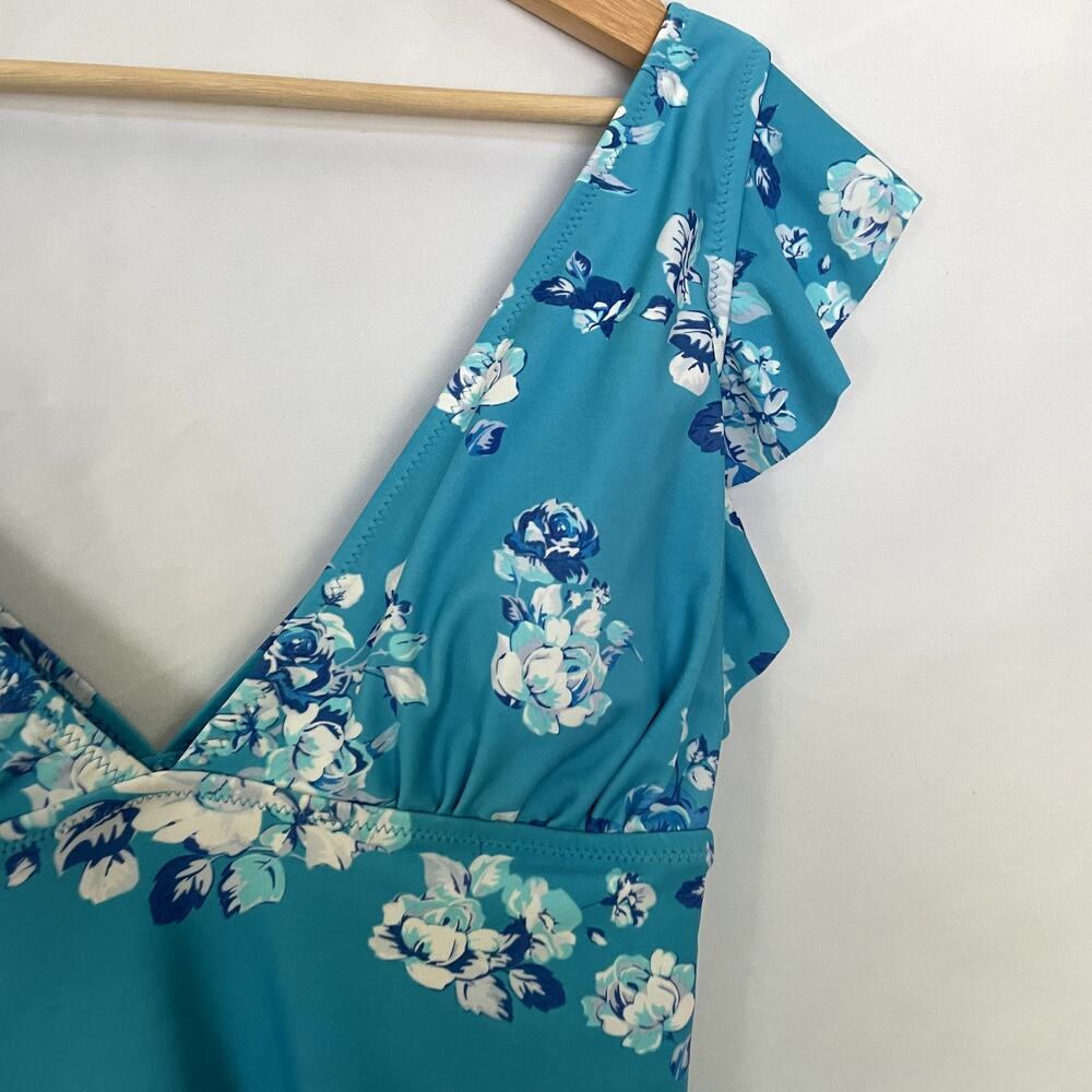 Cupshe one piece‎ sky blue floral v-neck swimsuit padded cups frilled women's L - Picture 2 of 7